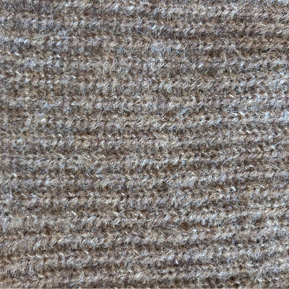 De Rocco Oversized Fuzzy Sweater, Brown, Size M - Picture 5 of 5